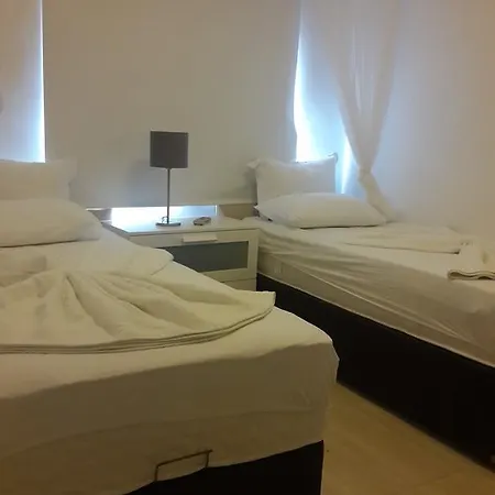 Apartament Kudur Bozkir *